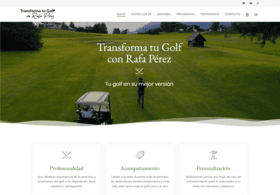 imagen de página de inicio de la web. Se ve campo de golf, un cochito de golf se aproxima a un jugador